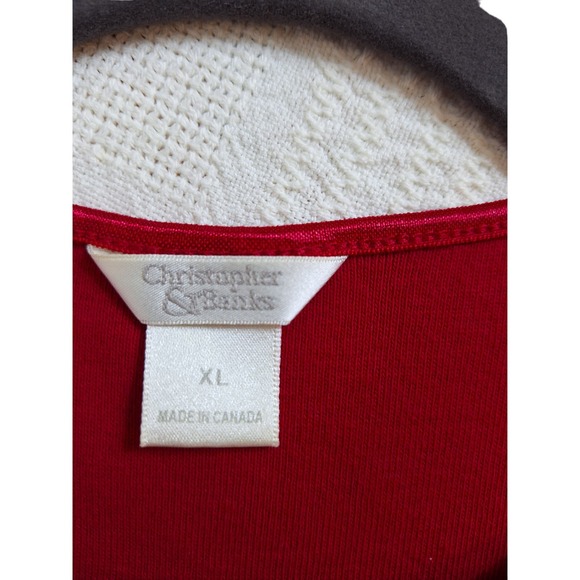 Red sleeveless sweater size XL brand Christopher $Banks - Picture 3 of 3